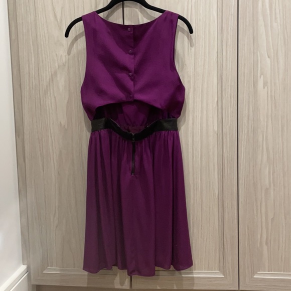 Alice & Olivia Dress - Picture 2 of 5